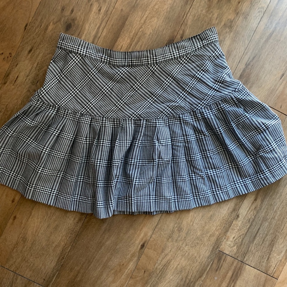 Plaid pleated skirt